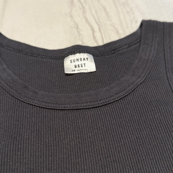 Sunday Best Aritzia Bundle of 2 Cropped Tank Tops - Picture 7 of 8